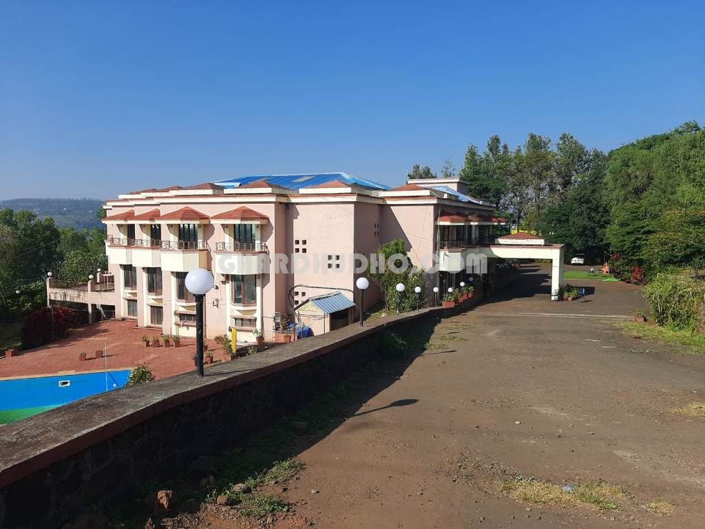 The Dhanhills : A Valley View Hotel In Panchgani