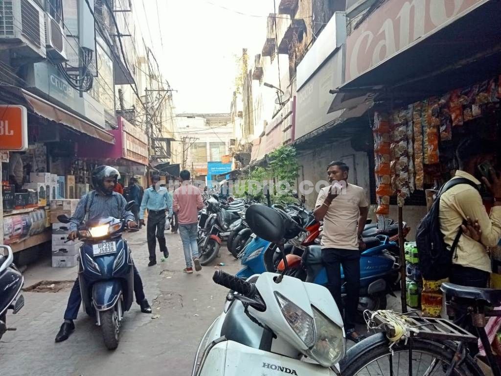 Commercial Shop For Sale in Naaza Market Hazaratganj Lucknow