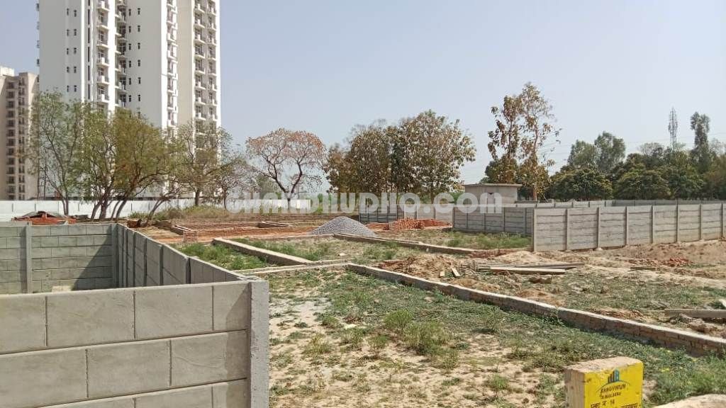 Free Hold Plot Near Sushant Golf City Shahid Path Lucknow