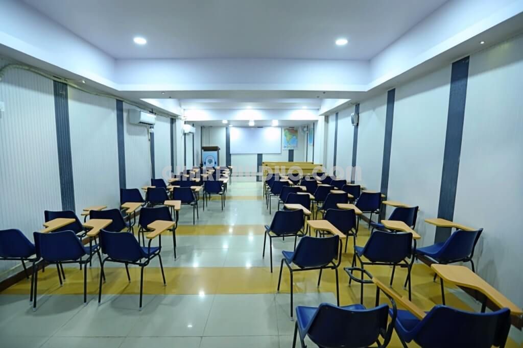 Total Prepration : IAS Coaching With Commercial Building For Sale in Jankipuram Lucknow