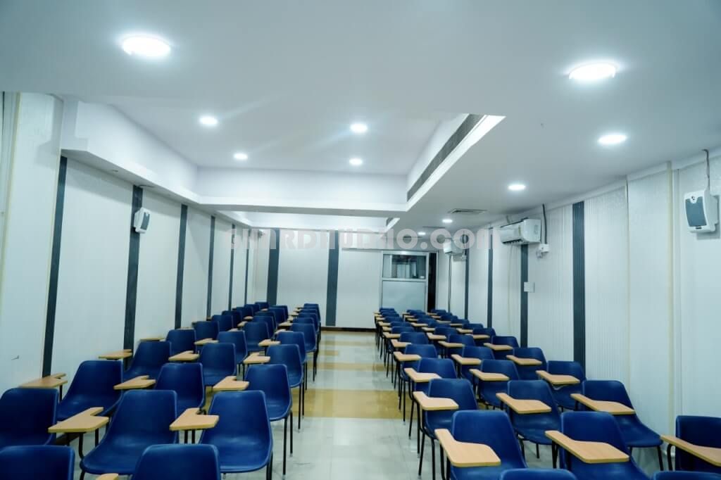 Total Prepration : IAS Coaching With Commercial Building For Sale in Jankipuram Lucknow