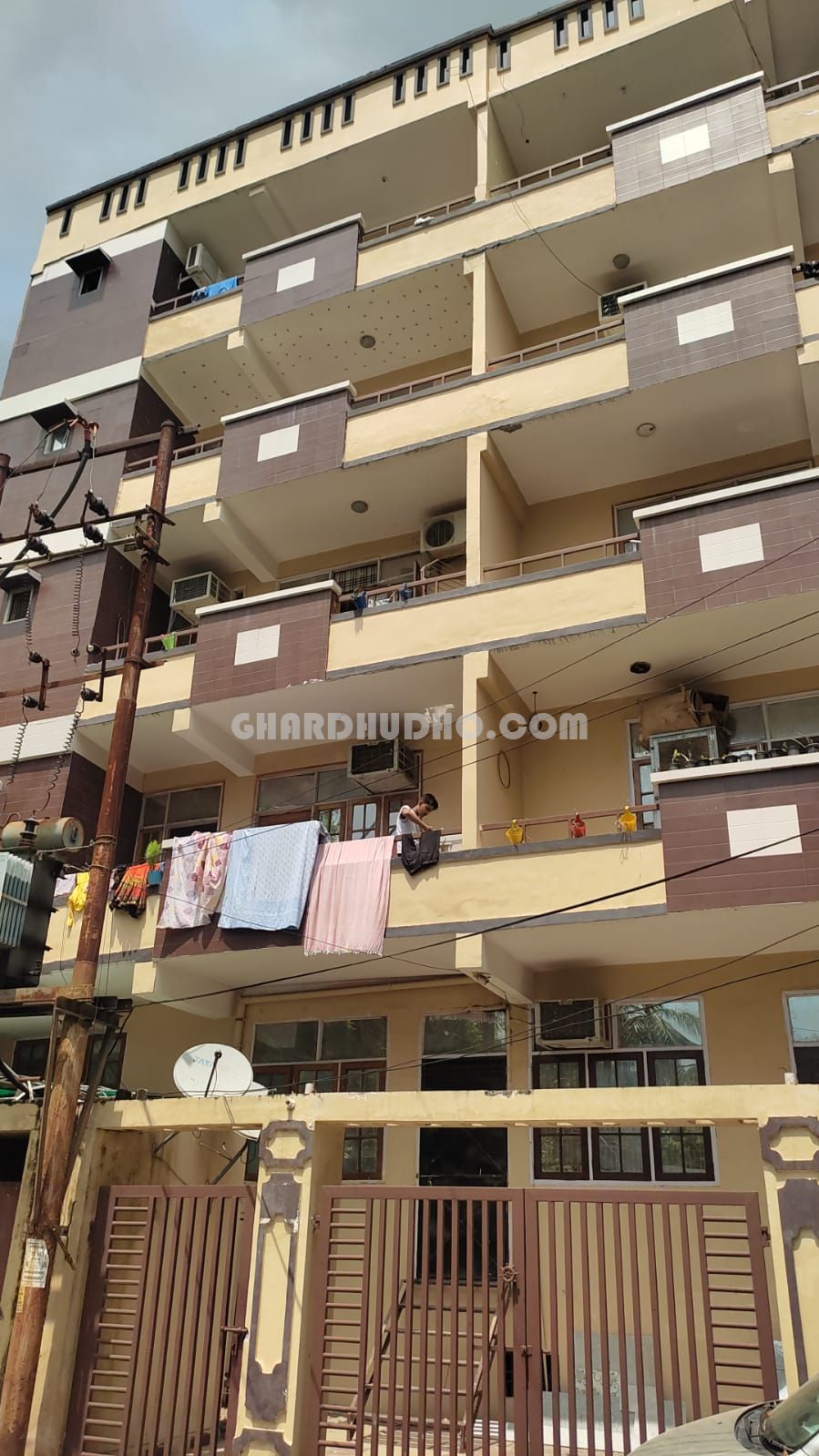 IMT Estate : 3 BHK Flat For Sale In Nirala Nagar Lucknow