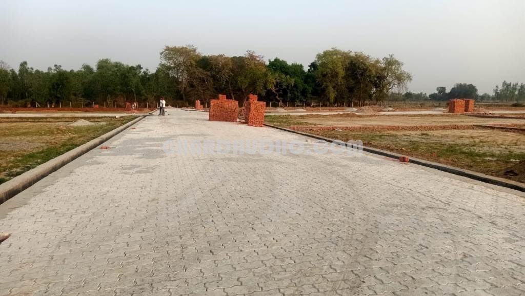 Free Hold Plot For Sale in Munshiganj Raebareli