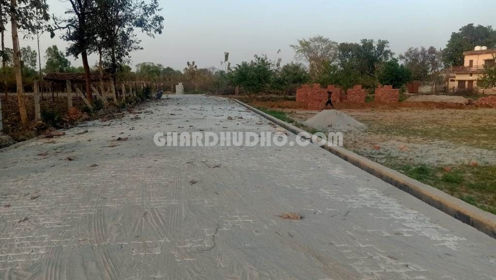 Free Hold Plot For Sale in Munshiganj Raebareli