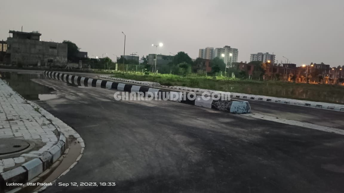 LDA Approved Commercial Plot For Sale In Shushant Golf City Lucknow