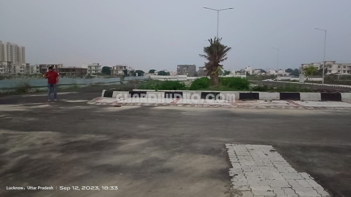 LDA Approved Commercial Plot For Sale In Shushant Golf City Lucknow