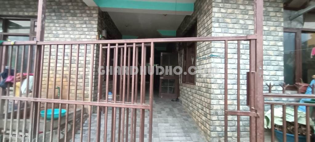 Rented Building For Sale In Manali 