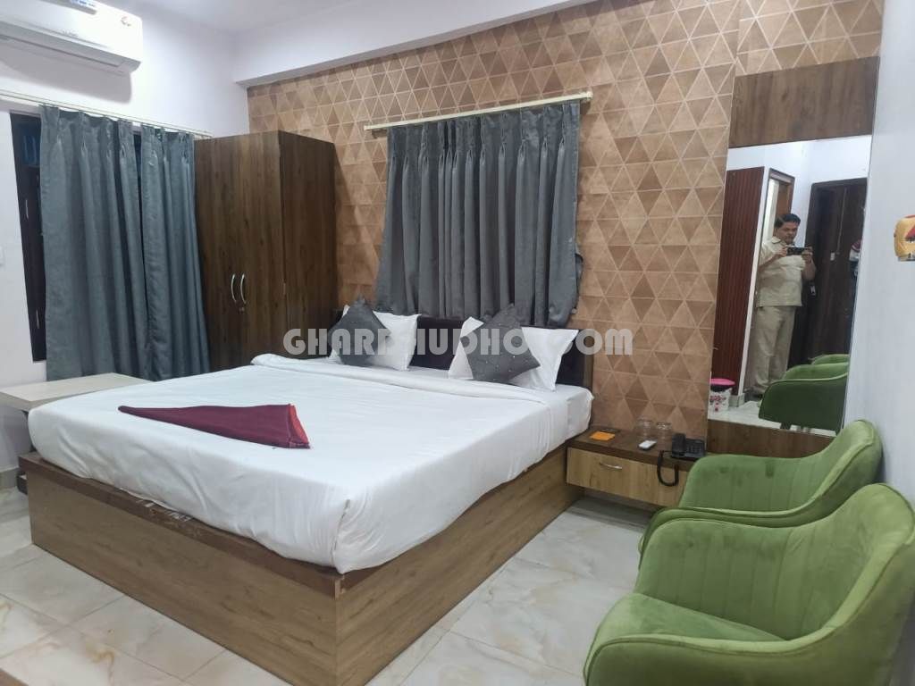 Hotel For Sale In Varanasi