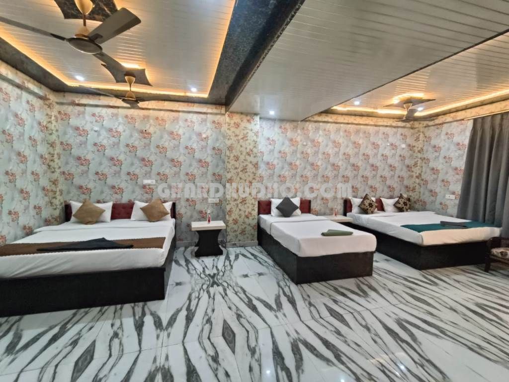 Hotel For Sale In Varanasi