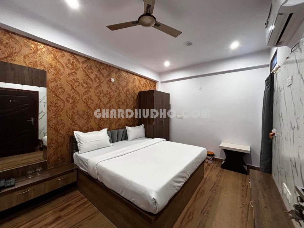 Hotel For Sale In Varanasi