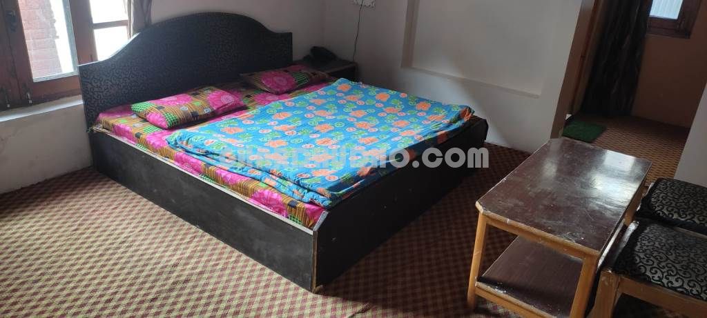 Hotel For Sale In Srinagar