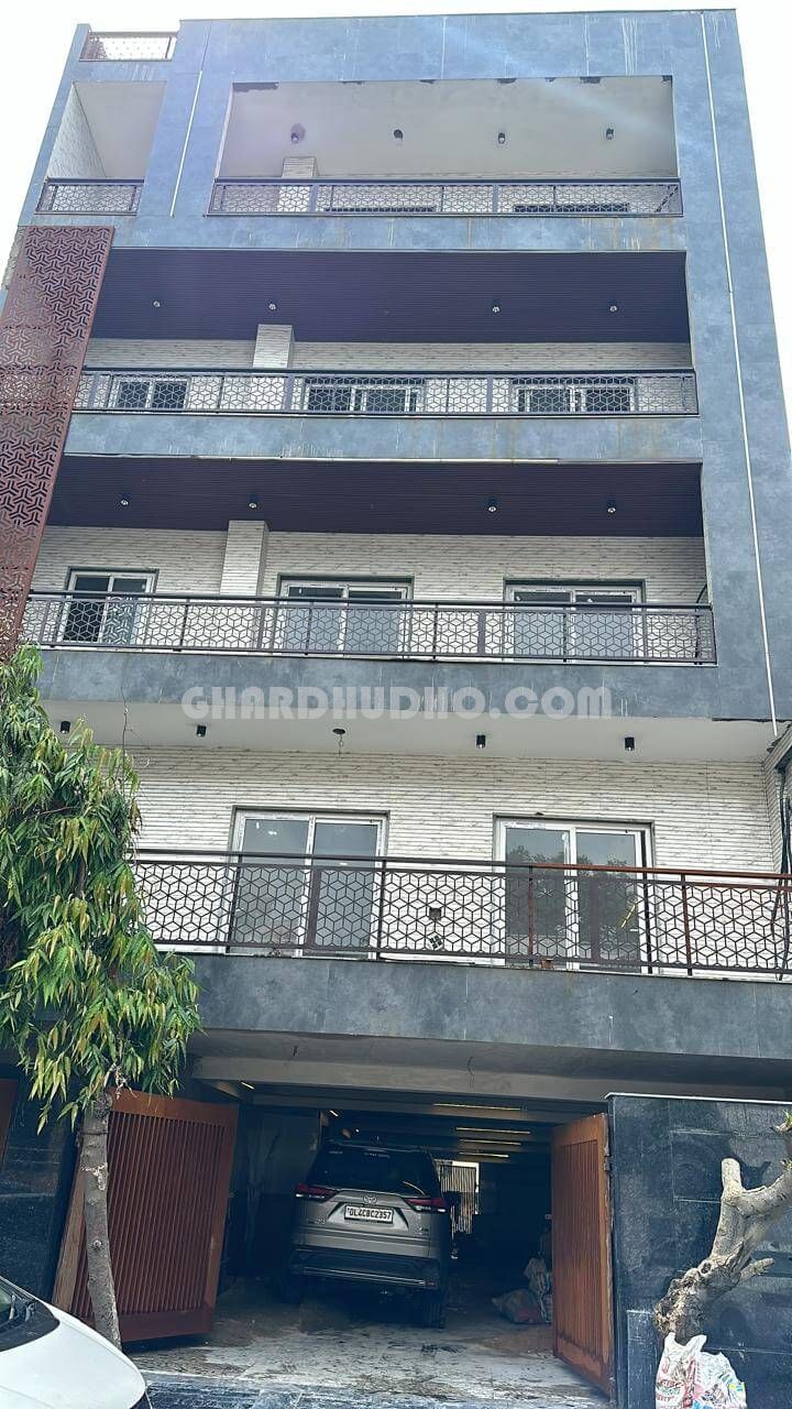 4 BHK Building For Sale In East Panjabi Bagh New Delhi