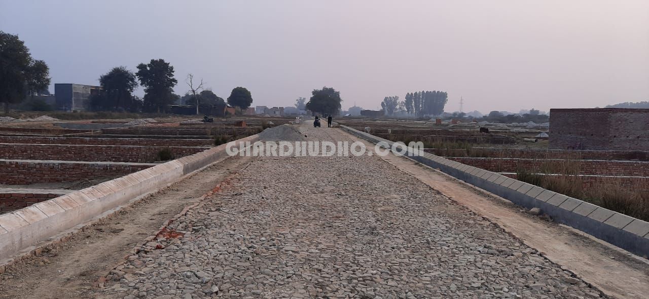 Plot in New Sainik Nagar