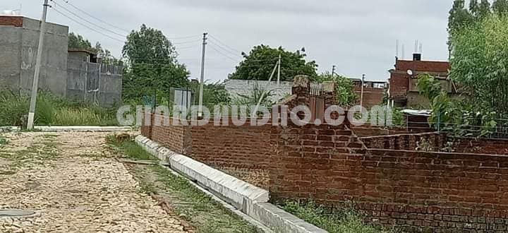 Plot in New Sainik Nagar