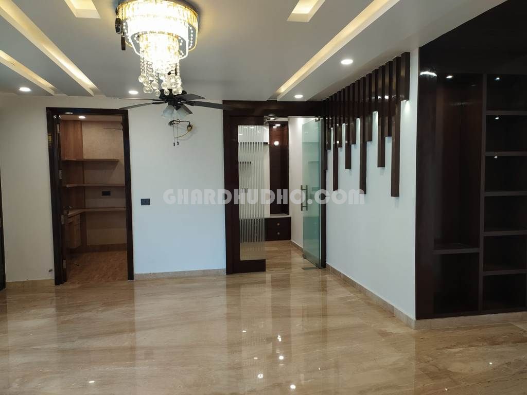 Luxury Floor For Sale In Gurgaon