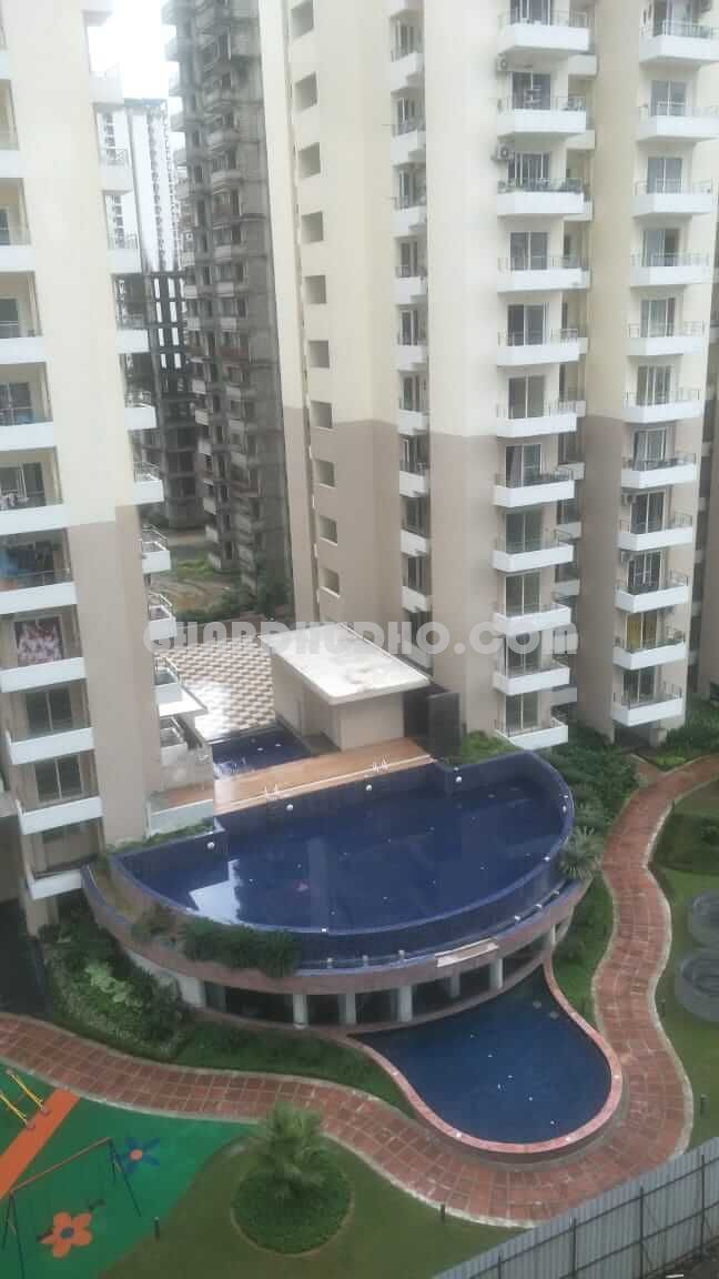 Emenox La Solara : SBI Approved Apartment For Sale in Noida